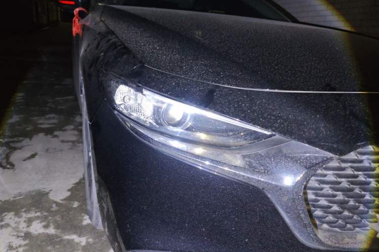 Used Mazda 3 Axela 2021 1.5L Manual ZhiMei Edition Right Front Headlight