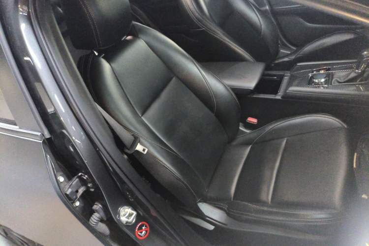 Used Mazda 3 Axela 2021 2.0L Automatic ZhiXuan Edition Right Front Seat