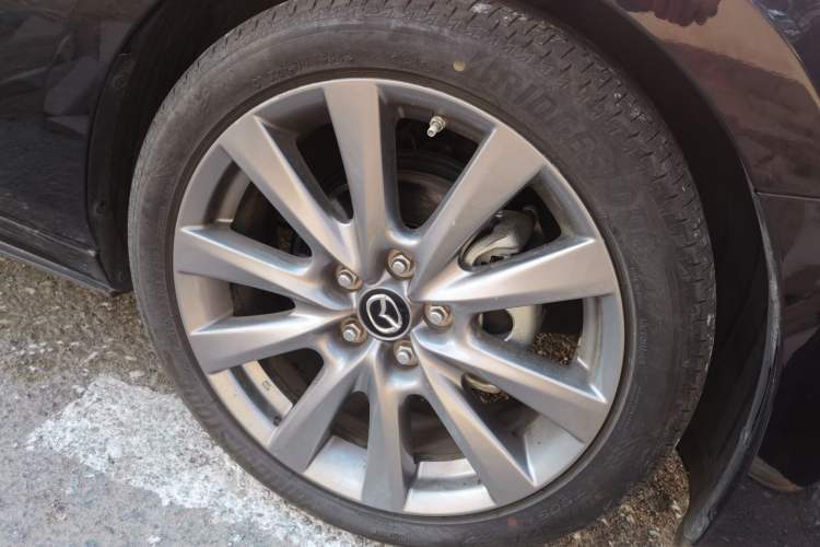 Used Mazda 3 Axela 2021 2.0L Automatic Zhi Rui Edition Right Front Wheel Hub