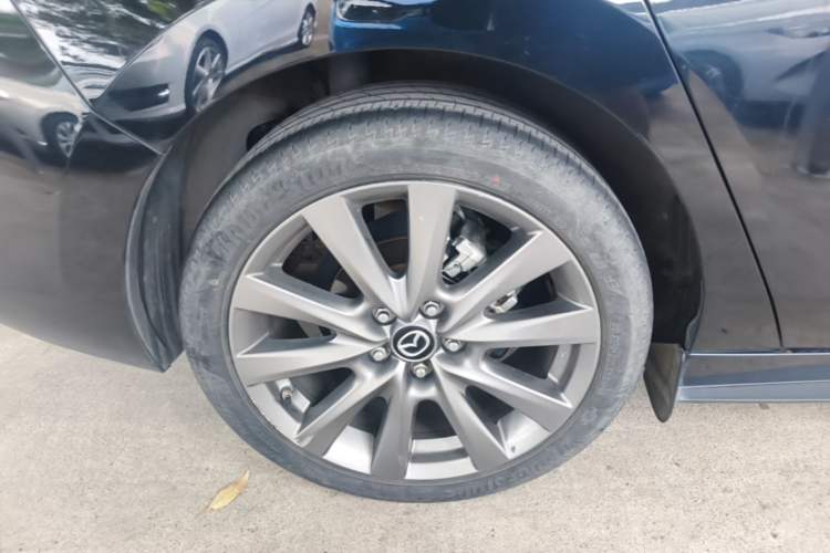 Used Mazda 3 Axela 2021 2.0L Automatic Zhiyao Edition Right Rear Wheel Hub