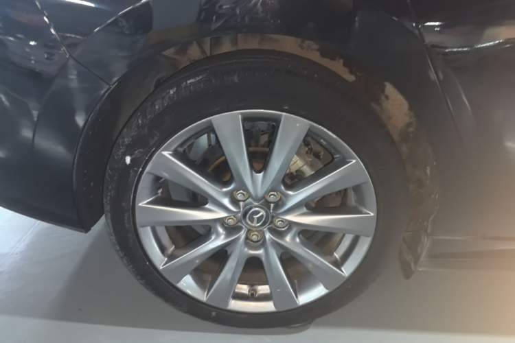 Used Mazda 3 Axela 2021 2.0L Automatic Zhiya Edition Right Rear Wheel Hub