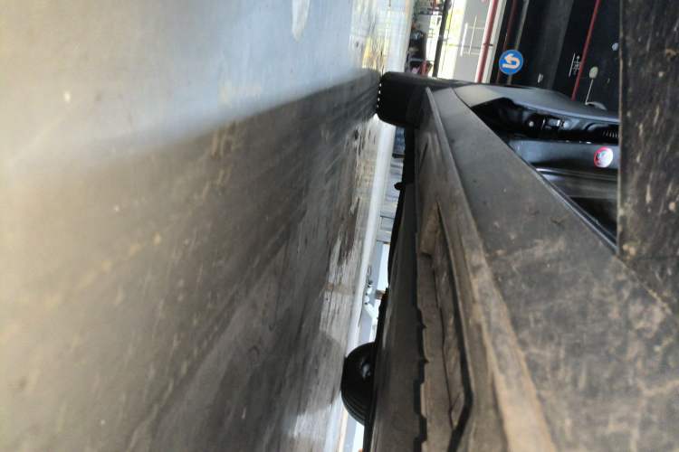 Used Mazda 3 Axela 2021 2.0L Automatic ZhiXuan Edition Right Side Sill