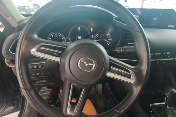 Used Mazda 3 Axela 2021 2.0L Automatic Zhiyao Edition Steering Wheel