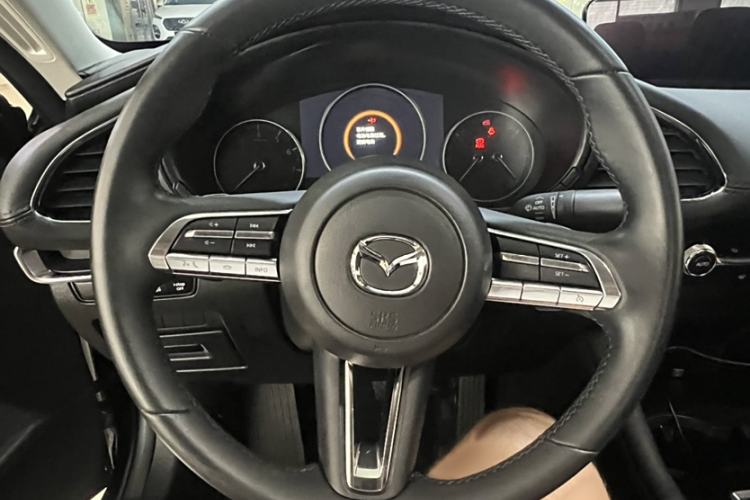 Used Mazda 3 Axela 2021 2.0L Automatic ZhiXuan Edition Steering Wheel