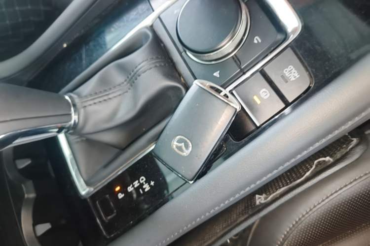 Used Mazda 3 Axela 2021 2.0L Automatic Zhiyao Edition Vehicle Key