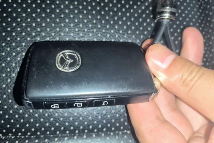 Used Mazda 3 Axela 2021 2.0L Automatic Zhiya Edition Vehicle Key
