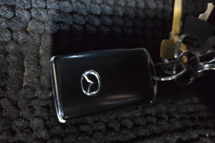 Used Mazda 3 Axela 2021 2.0L Automatic Zhiya Edition Vehicle Key
