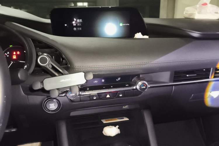 Used Mazda 3 Axela 2021 2.0L Automatic Zhiyao Edition Audio And AC Panel