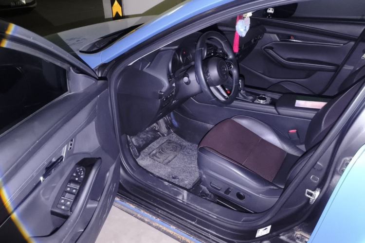 Used Mazda 3 Axela 2021 2.0L Automatic Zhiyao Edition Driver Seat