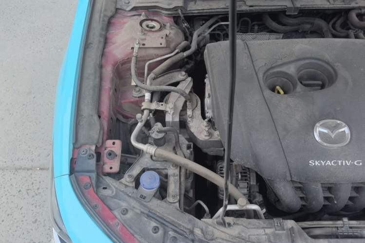 Used Mazda 3 Axela 2021 2.0L Automatic ZhiXuan Edition Engine Bay Right