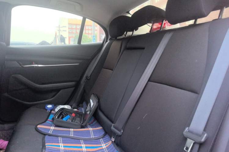 Used Mazda 3 Axela 2021 2.0L Automatic ZhiXuan Edition Left Rear Seat
