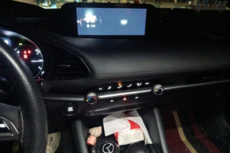 Used Mazda 3 Axela 2021 1.5L Automatic Zhiyue Edition Audio And AC Panel