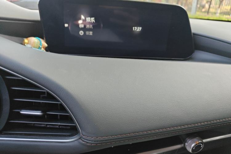 Used Mazda 3 Axela 2021 2.0L Automatic Zhiqing Edition Audio And AC Panel