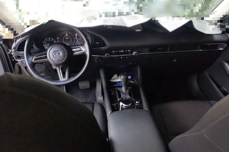 Used Mazda 3 Axela 2021 2.0L Automatic ZhiXuan Edition Center Console