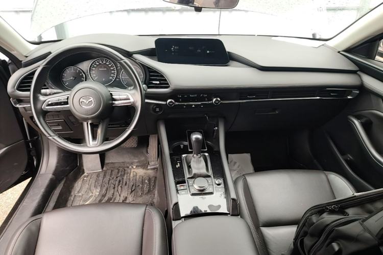 Used Mazda 3 Axela 2021 2.0L Automatic Zhiya Edition Center Console