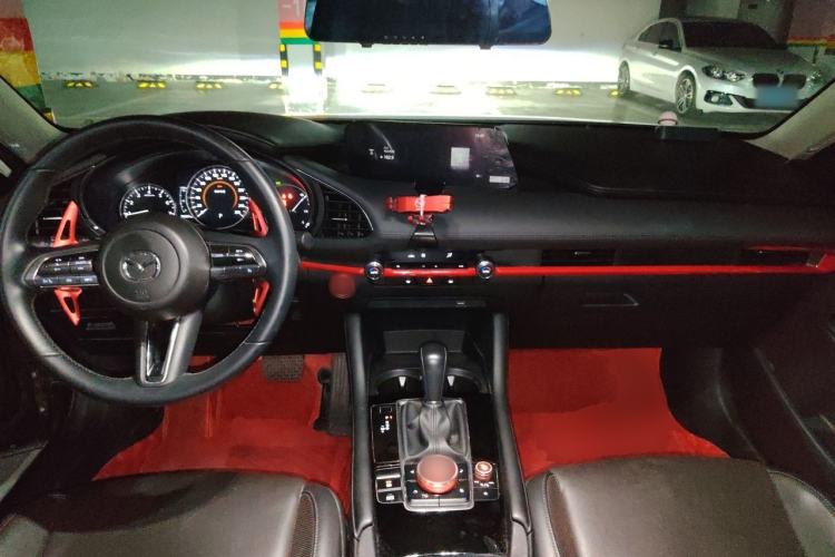 Used Mazda 3 Axela 2021 2.0L Automatic Zhiya Edition Center Console