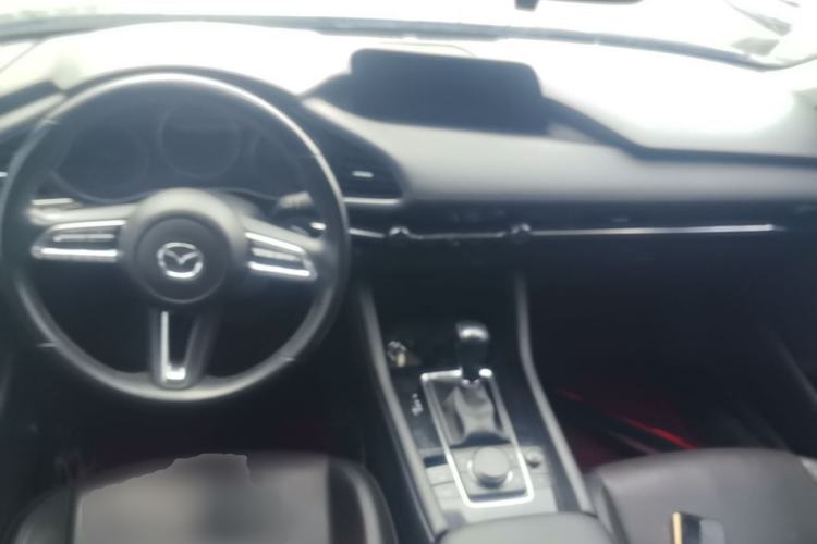Used Mazda 3 Axela 2021 2.0L Automatic Zhiya Edition Center Console