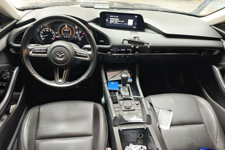 Used Mazda 3 Axela 2021 2.0L Automatic ZhiXuan Edition Center Console