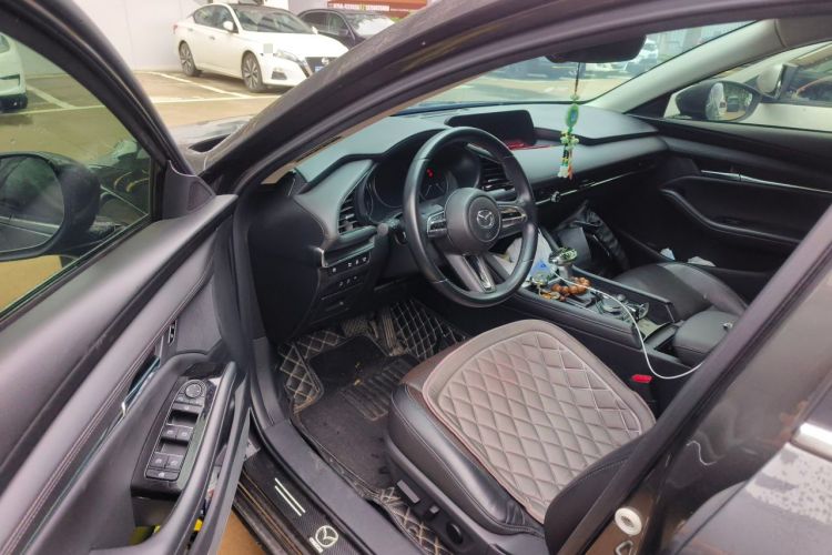 Used Mazda 3 Axela 2021 2.0L Automatic Zhiyao Edition Driver Seat