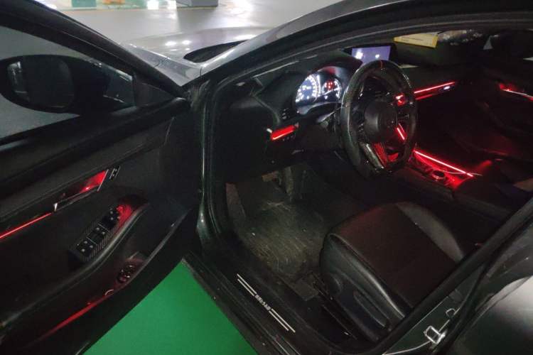 Used Mazda 3 Axela 2021 2.0L Automatic Zhiya Edition Driver Seat