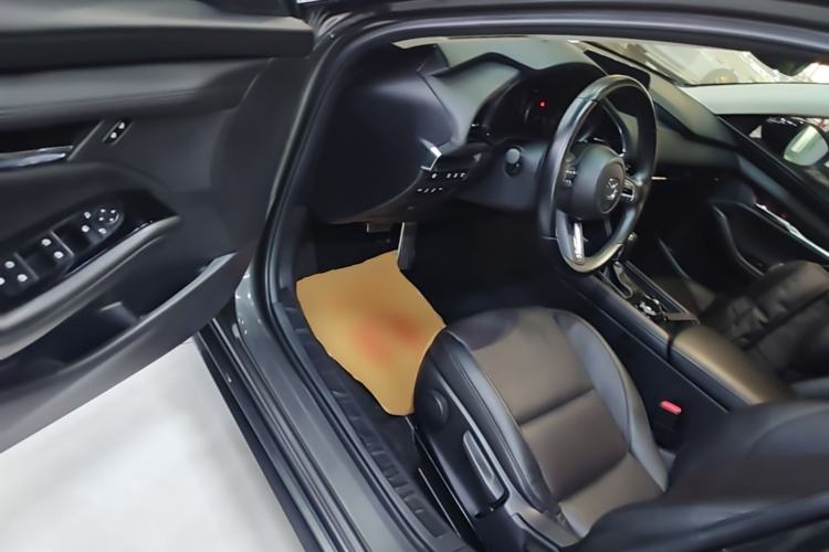 Used Mazda 3 Axela 2021 2.0L Automatic Zhiya Edition Driver Seat