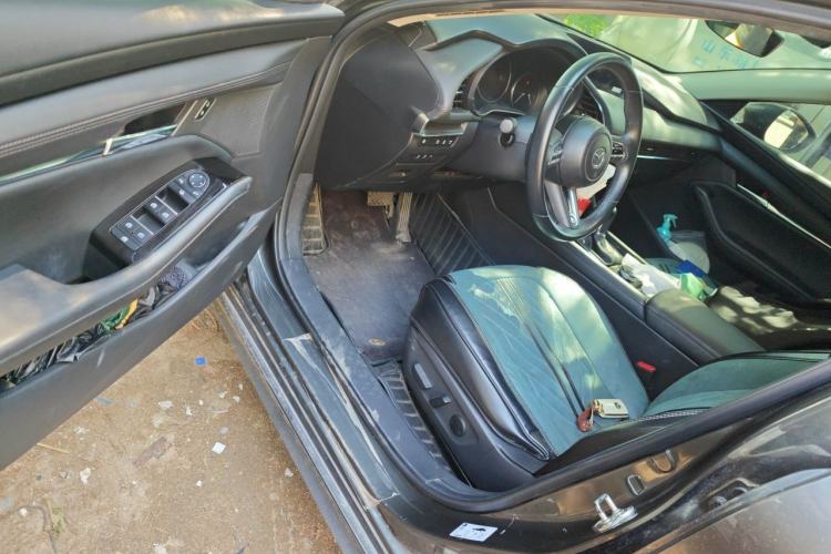 Used Mazda 3 Axela 2021 2.0L Automatic Zhiyao Edition Driver Seat