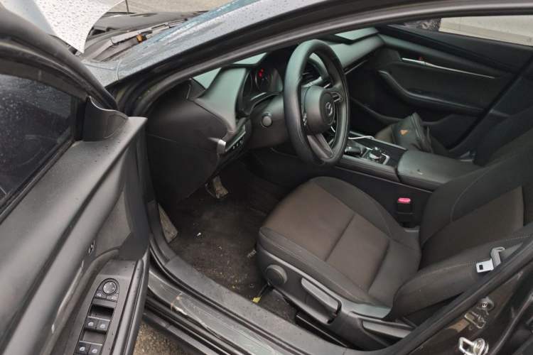 Used Mazda 3 Axela 2021 2.0L Automatic Zhiqing Edition Driver Seat