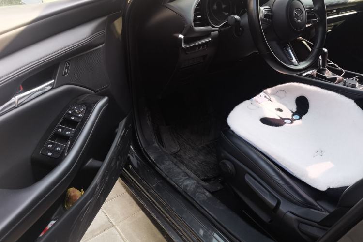 Used Mazda 3 Axela 2021 2.0L Automatic Zhiya Edition Driver Seat