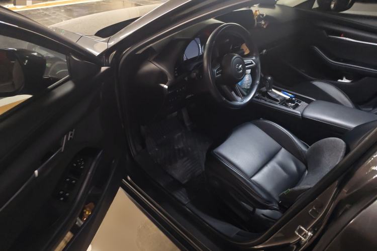Used Mazda 3 Axela 2021 2.0L Automatic Zhiqing Edition Driver Seat