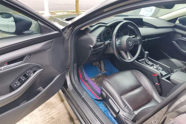 Used Mazda 3 Axela 2021 2.0L Automatic Zhiya Edition Driver Seat