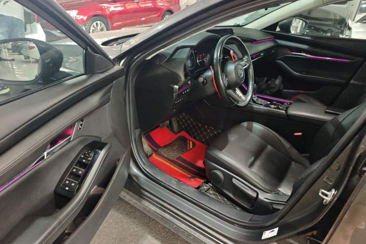 Used Mazda 3 Axela 2021 2.0L Automatic Zhiya Edition Driver Seat