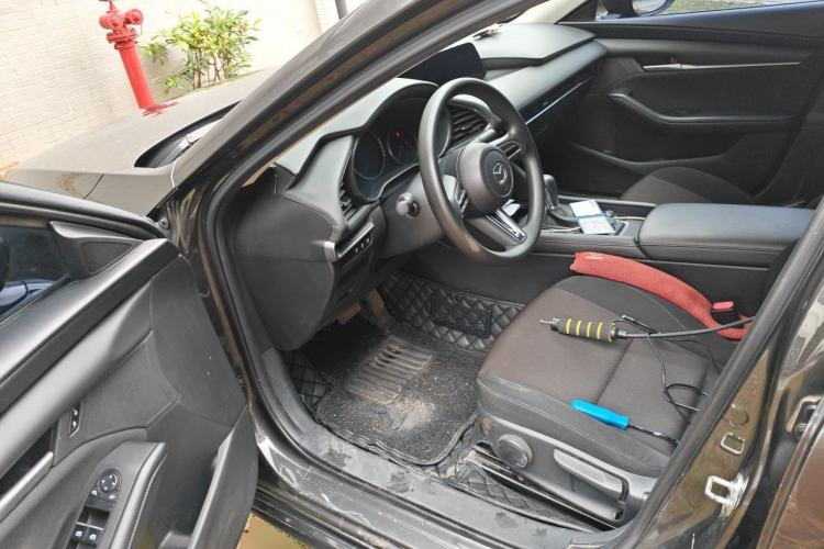 Used Mazda 3 Axela 2021 2.0L Automatic Zhiqing Edition Driver Seat