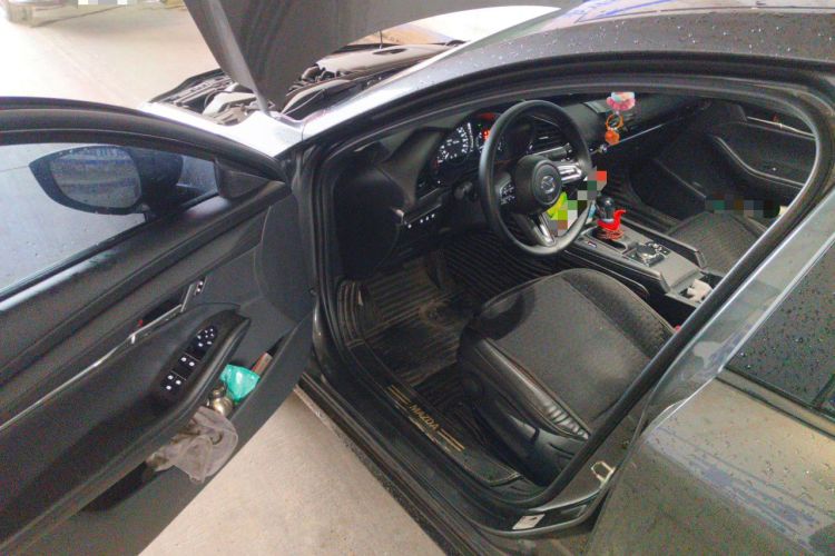 Used Mazda 3 Axela 2021 2.0L Automatic Zhiya Edition Driver Seat