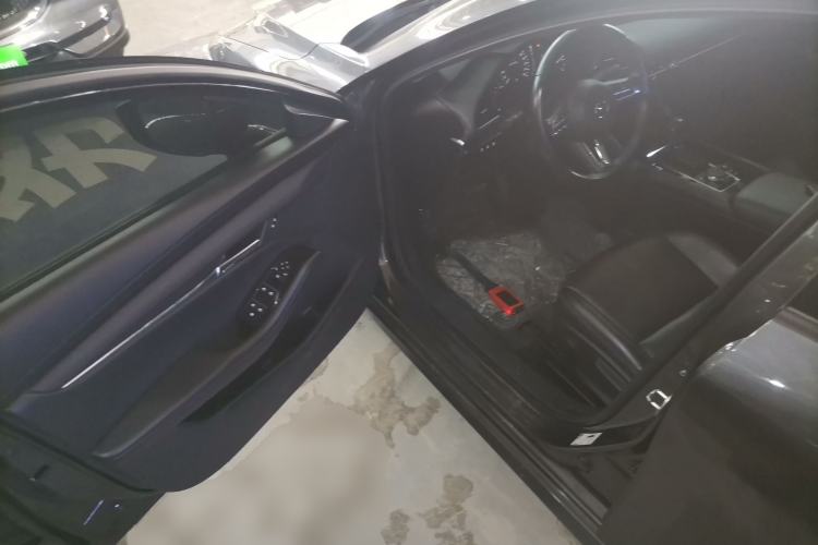 Used Mazda 3 Axela 2021 2.0L Automatic Zhiya Edition Driver Seat