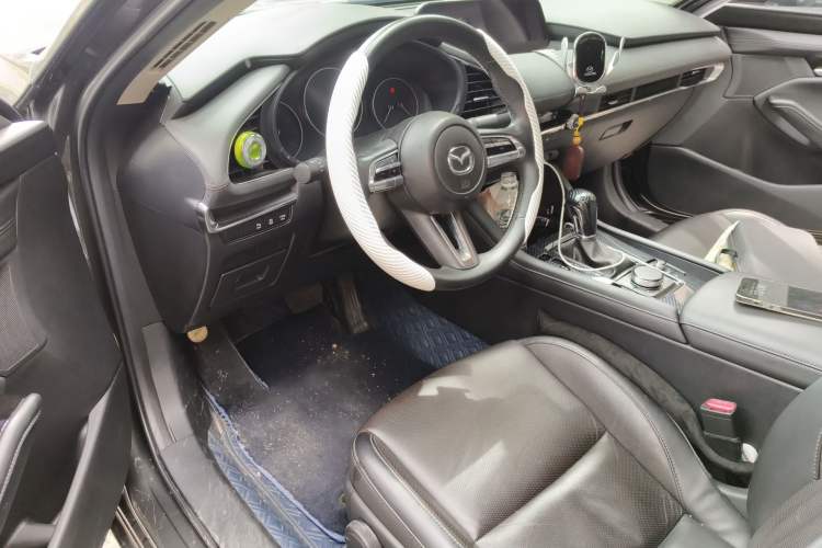 Used Mazda 3 Axela 2021 2.0L Automatic Zhiya Edition Driver Seat