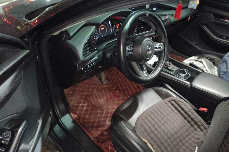 Used Mazda 3 Axela 2021 2.0L Automatic Zhiyao Edition Driver Seat