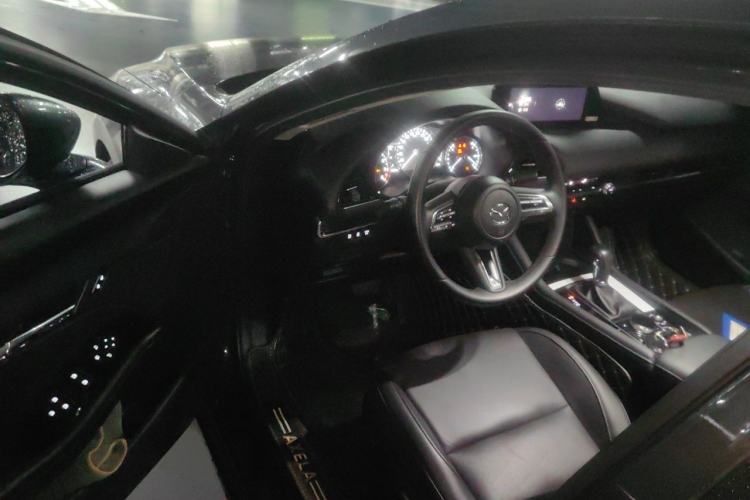 Used Mazda 3 Axela 2021 2.0L Automatic Zhiya Edition Driver Seat