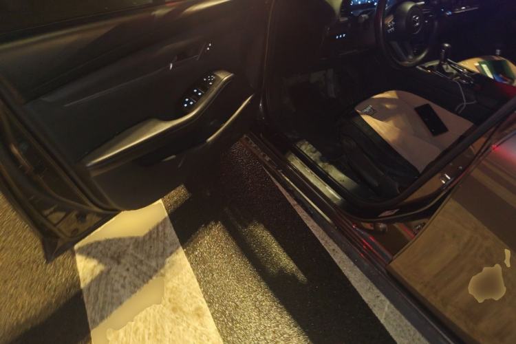 Used Mazda 3 Axela 2021 2.0L Automatic Zhiqing Edition Driver Seat