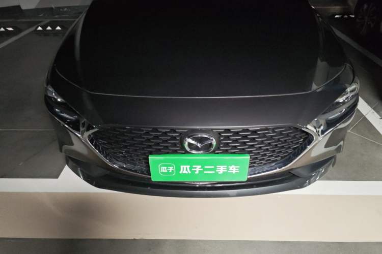 Used Mazda 3 Axela 2021 1.5L Automatic Luxury Version Engine Bay