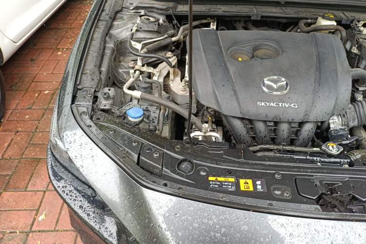 Used Mazda 3 Axela 2021 2.0L Automatic ZhiXuan Edition Engine Bay Right