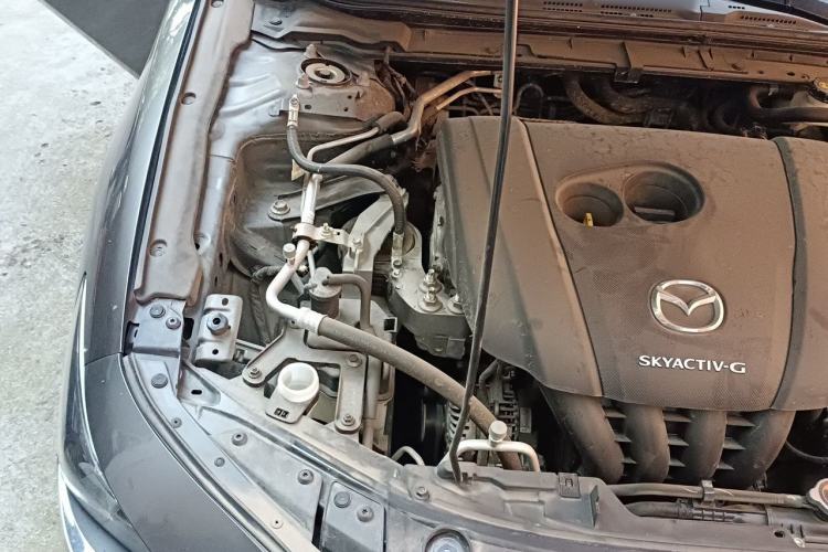 Used Mazda 3 Axela 2021 2.0L Automatic ZhiXuan Edition Engine Bay Right