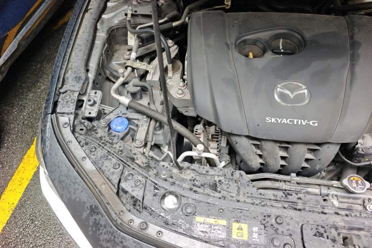 Used Mazda 3 Axela 2021 2.0L Automatic ZhiXuan Edition Engine Bay Right