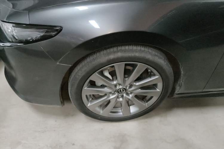 Used Mazda 3 Axela 2021 2.0L Automatic Zhiya Edition Exterior 1