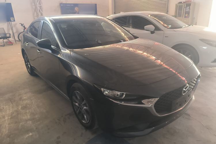 Used Mazda 3 Axela 2021 1.5L Manual ZhiMei Edition Exterior 2