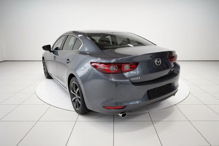 Used Mazda 3 Axela 2021 2.0L Automatic ZhiXuan Edition Exterior 2