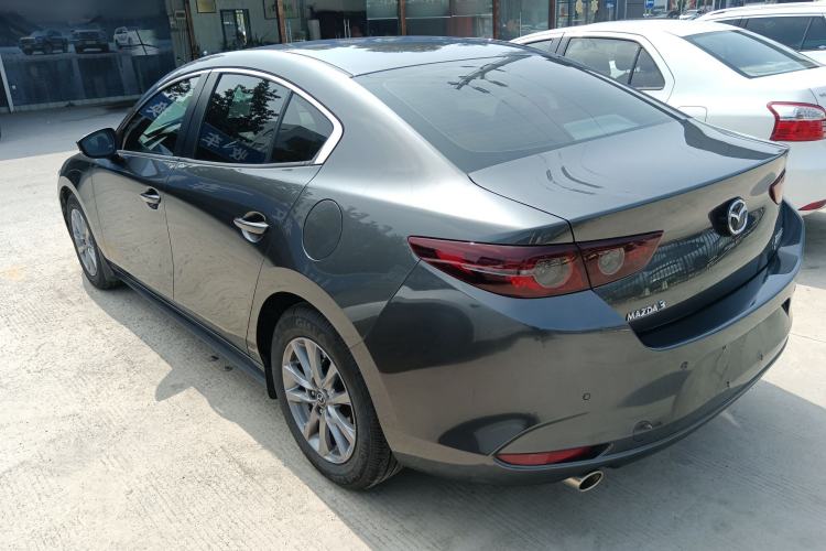 Used Mazda 3 Axela 2021 2.0L Automatic Zhiqing Edition Exterior 2