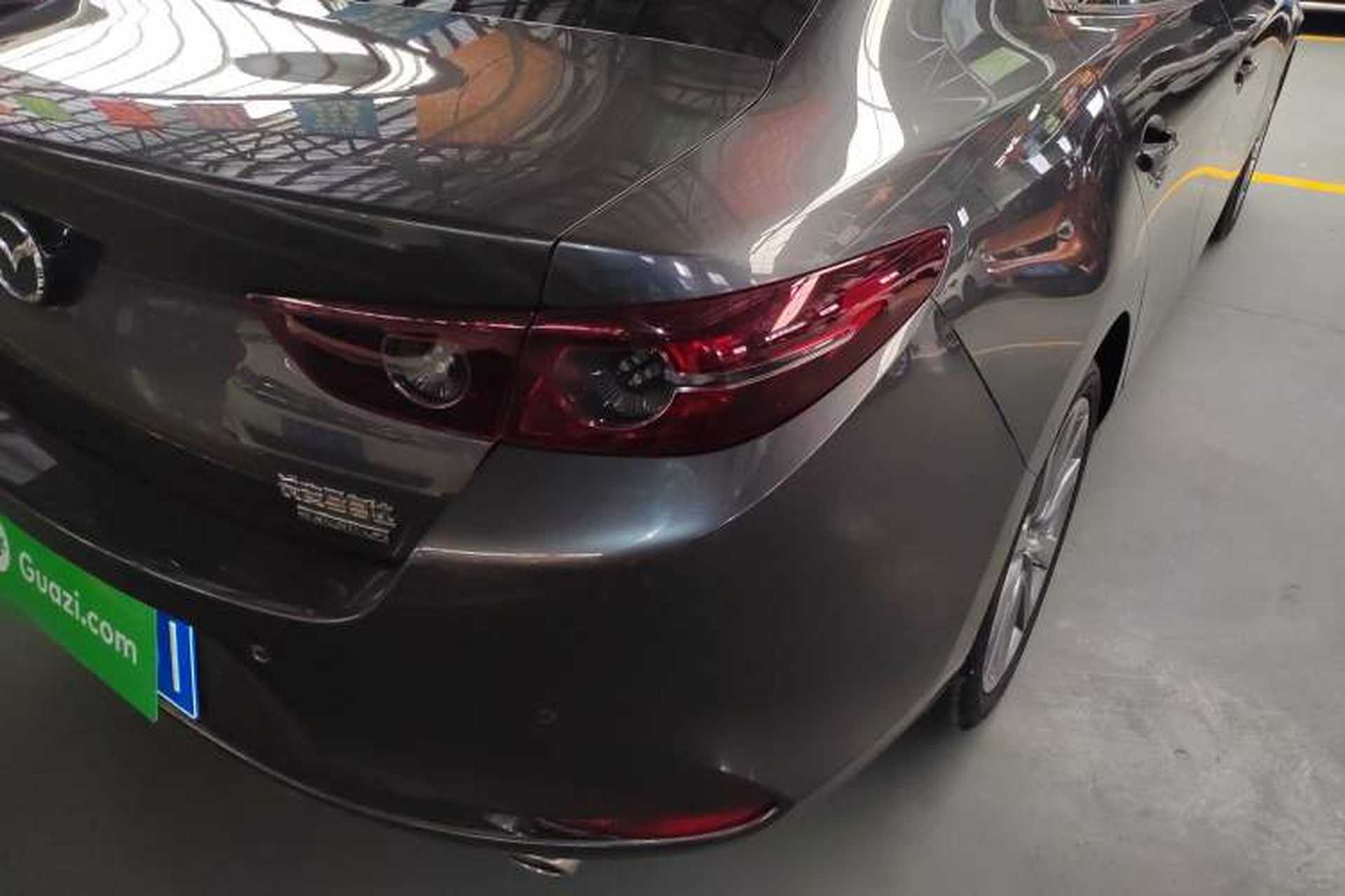 Used Mazda 3 Axela 2021 2.0L Automatic ZhiXuan Edition Exterior 3