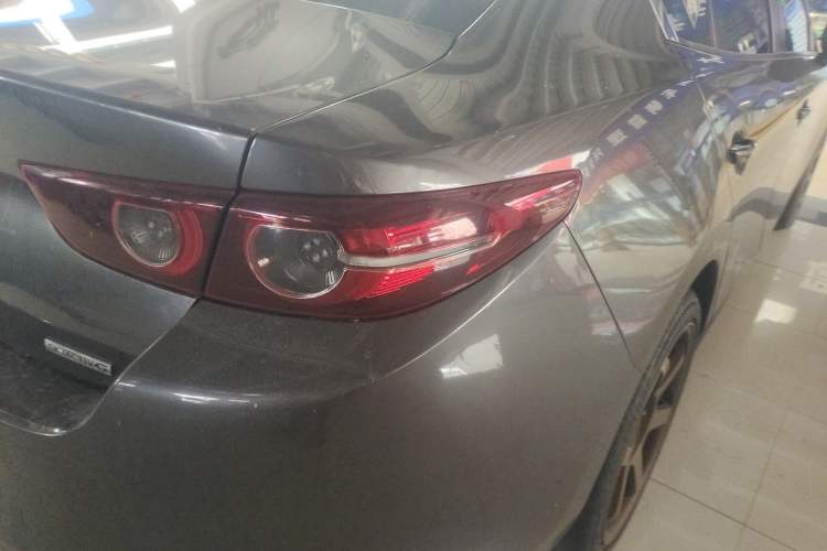 Used Mazda 3 Axela 2021 2.0L Automatic ZhiXuan Edition Exterior 3