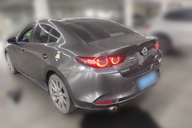 Used Mazda 3 Axela 2021 2.0L Automatic Zhiyao Edition Exterior 3
