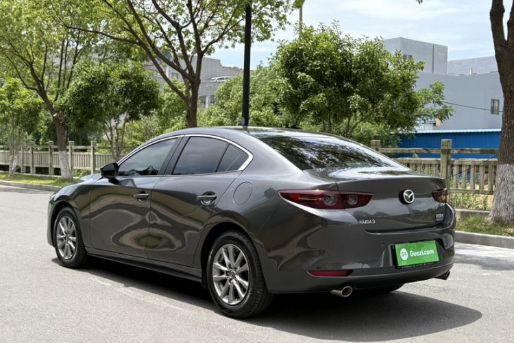 Used Mazda 3 Axela 2021 2.0L Automatic Zhiqing Edition Exterior 3